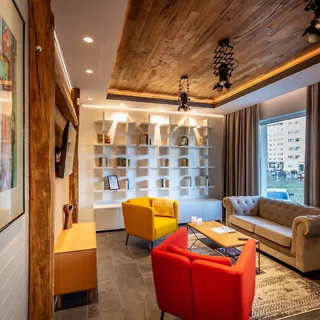 Alto & Free Private Parking