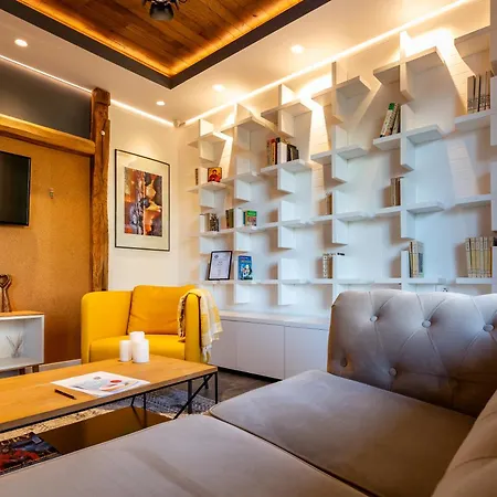 Alto & Free Private Parking Daire