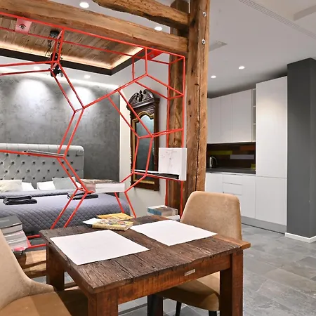 Alto & Free Private Parking Apartament *