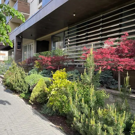 Alto & Free Private Parking *