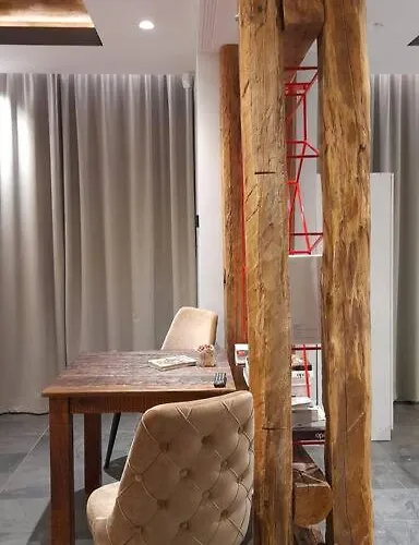 Alto & Free Private Parking