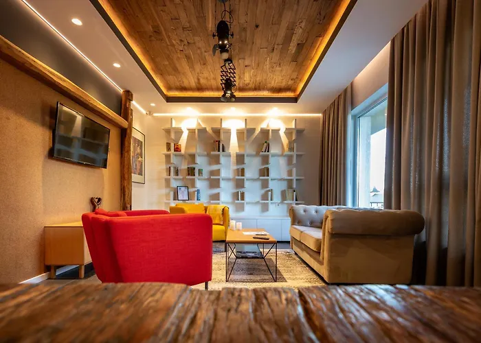 Alto & Free Private Parking Apartment