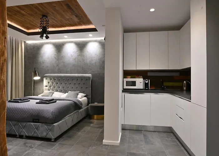 Alto & Free Private Parking * Brassó